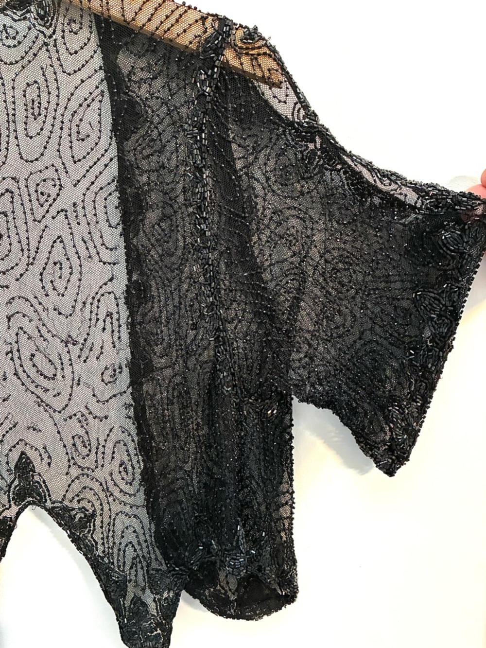 Antique Jet Beaded Shrug, Intricate Design, Art Deco or Victorian mourning style - Picture 6 of 6